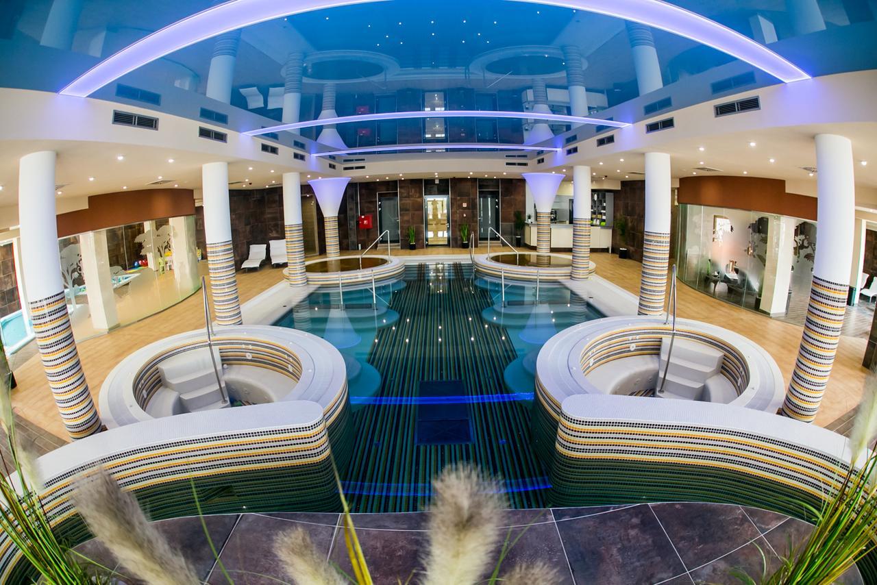 Borostyan Medhotel Nyiradony-Tamasipuszta Buitenkant foto